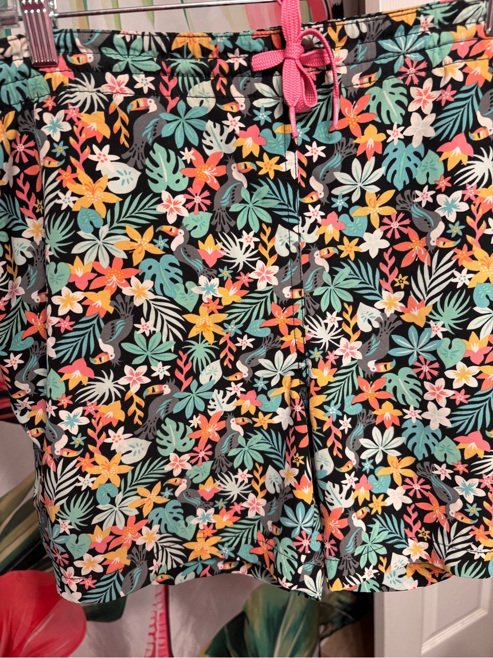 Men’s Chubbies Swim Trunks Size Large